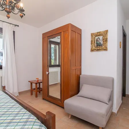 Perla Bed & Breakfast *