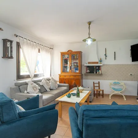 Perla Bed and Breakfast Torpè